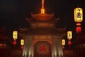 《午夜更新档》封面，零点钟表与深夜屏幕微光